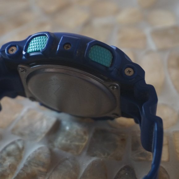 G-shock Watch - Picture 5 of 7